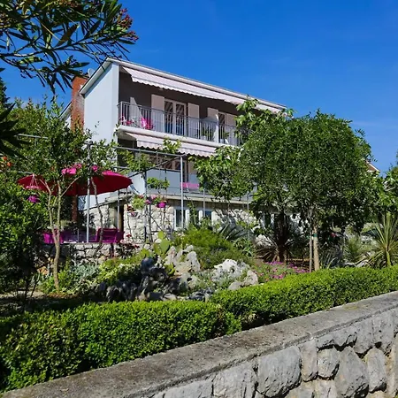 House Diana 3* Dramalj